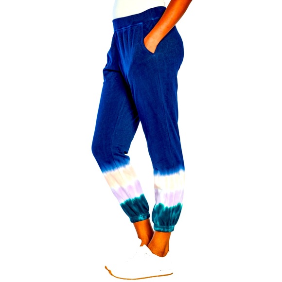 Wildfox Women's Tie-Dye Hoodie & Jogger set - Picture 9 of 12